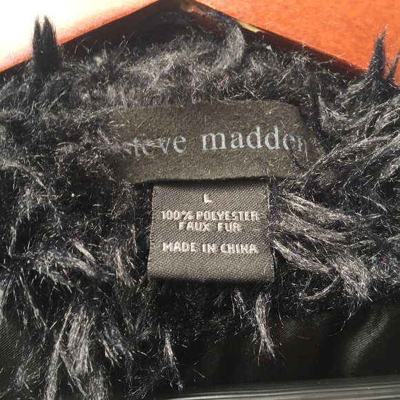 Sam Edelman Black Faux Fur Vest - Picture 8 of 8